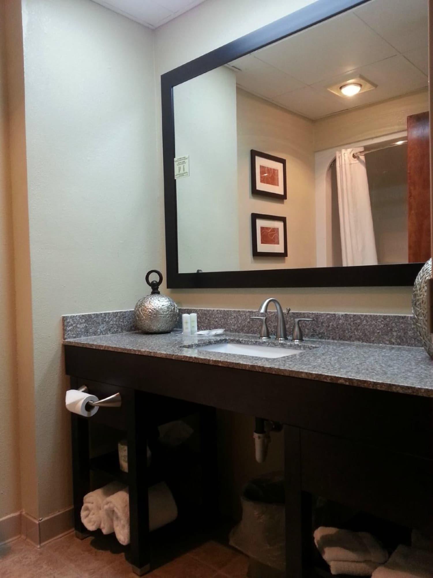 Comfort Suites Lebanon Esterno foto