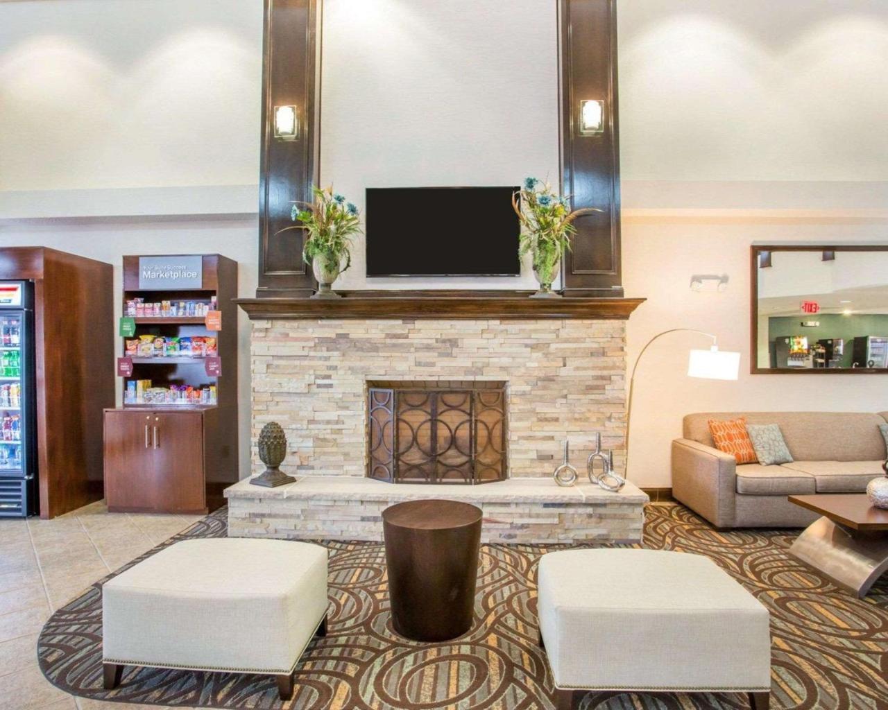 Comfort Suites Lebanon Esterno foto